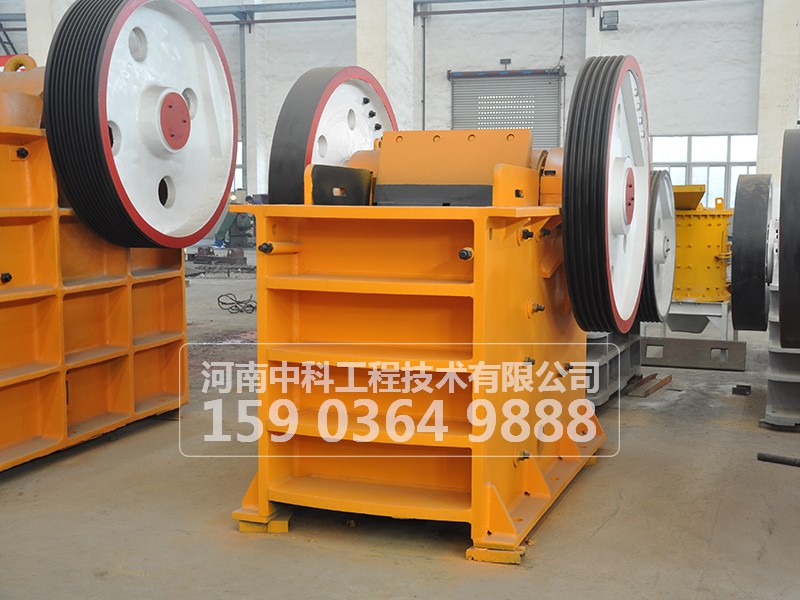 顎式破碎機(jī)襯板磨損到什么程度更換？ 